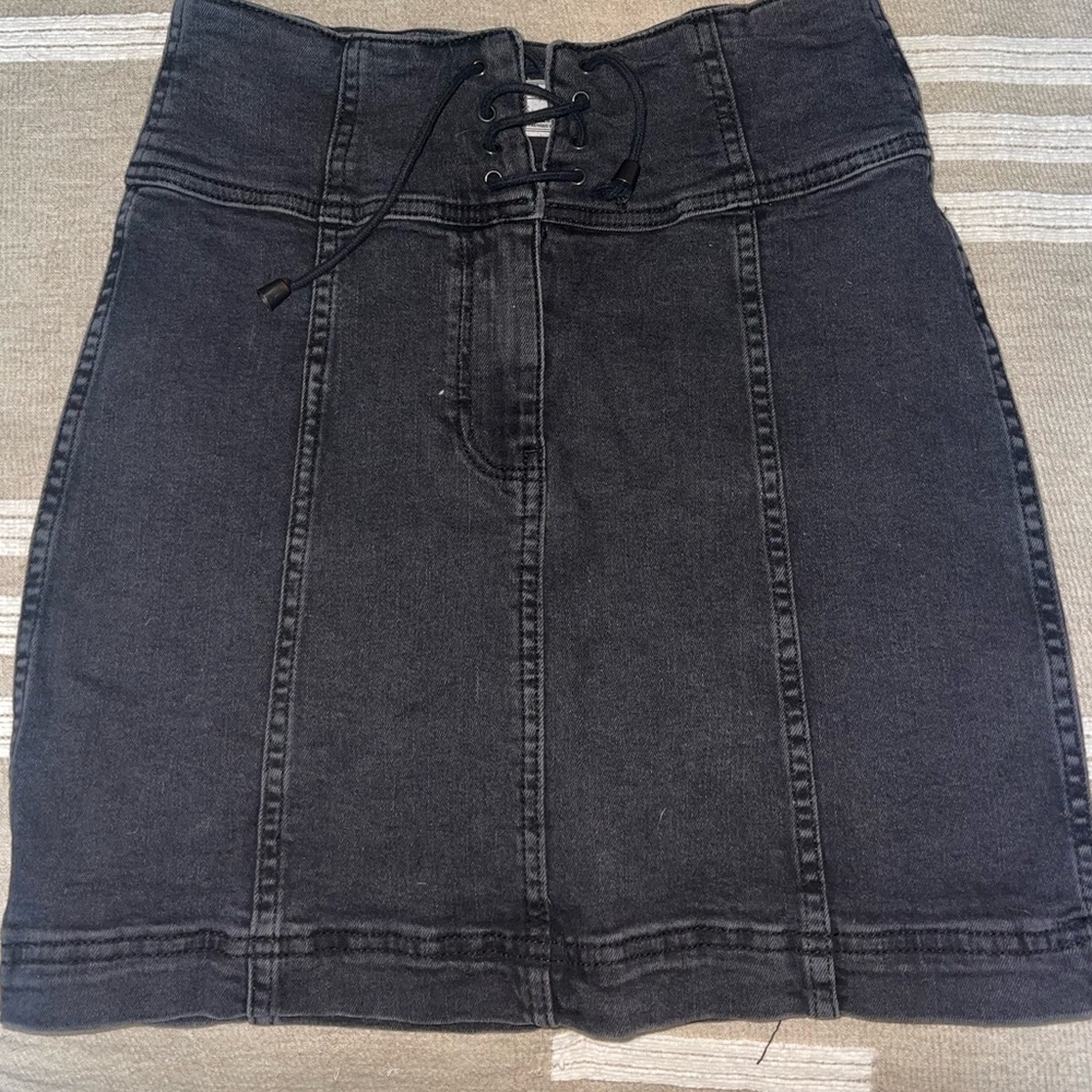 Free People Black denim Skirt-size 6